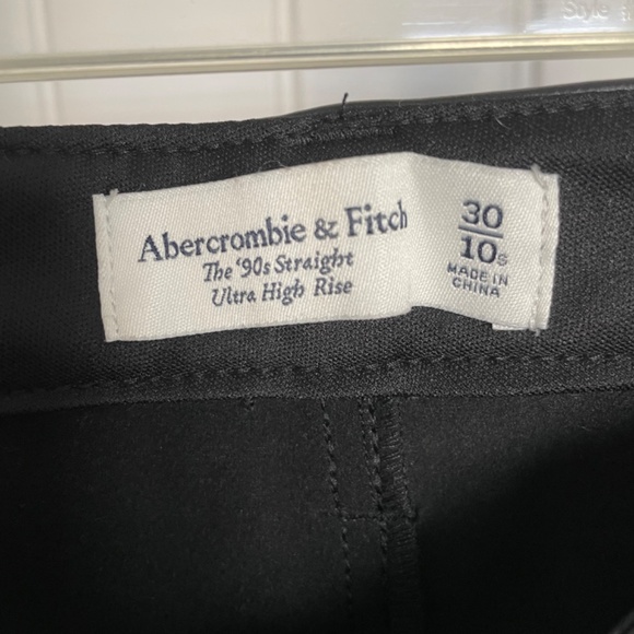 Vegan Leather 90s Straight Pant - Picture 4 of 6